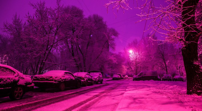 Im zimniej tym taniej